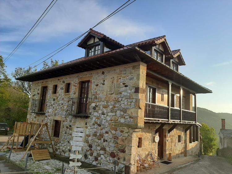 Posada El Hidalgo Valdecilla Экстерьер фото